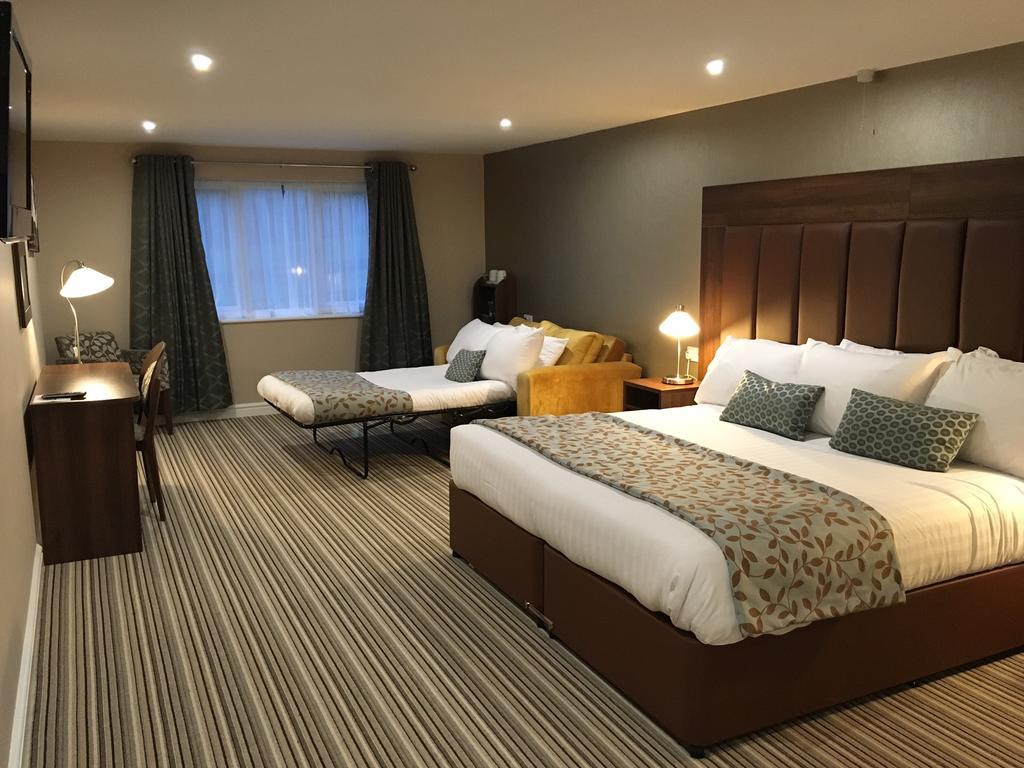 Twin Oaks Hotel Честерфилд Номер фото